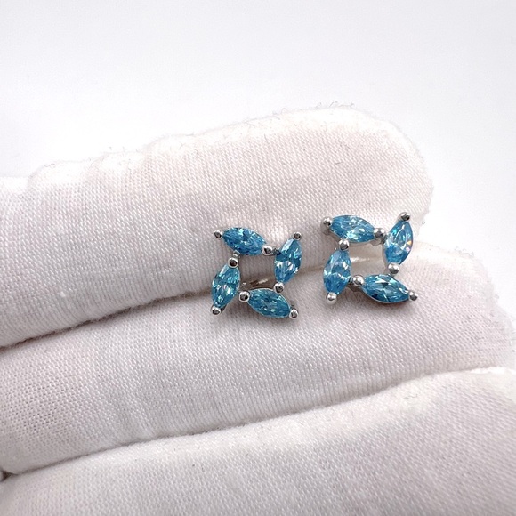 .925 Sterling Silver Marquis Blue Topaz Cz Earrings - Picture 2 of 12